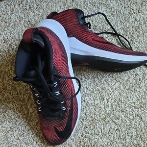 Nike Black and Red Athletic Shoes - Size 13